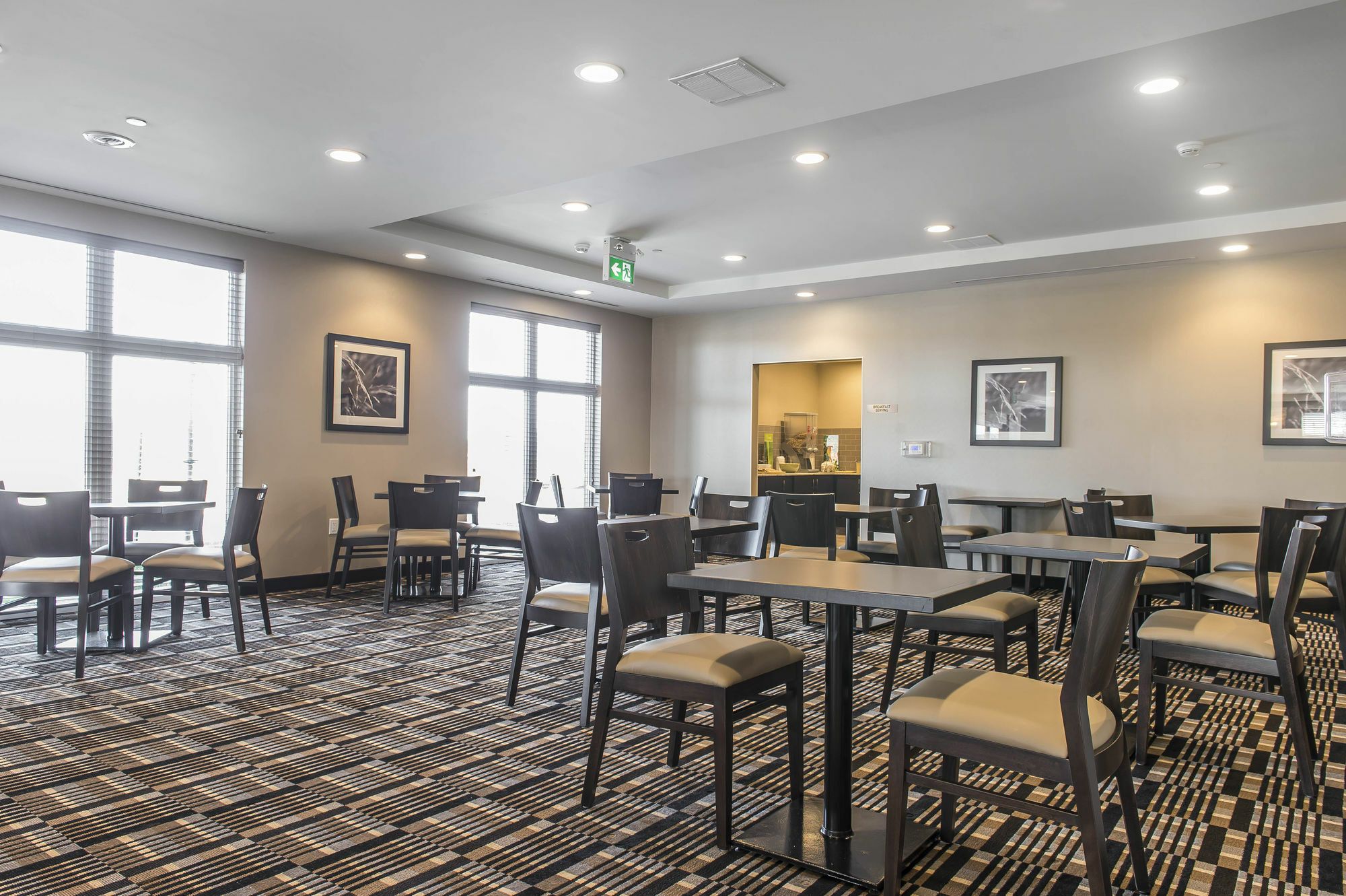 Quality Inn & Suites Kingston Exterior foto